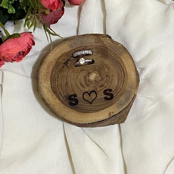Mini Log Couple Ring Holder